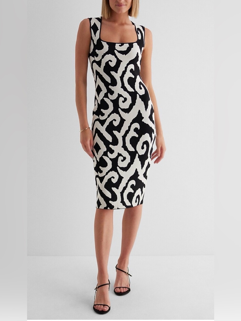 Express Body Contour Sweater Midi Dress Black White Print Size M EUC